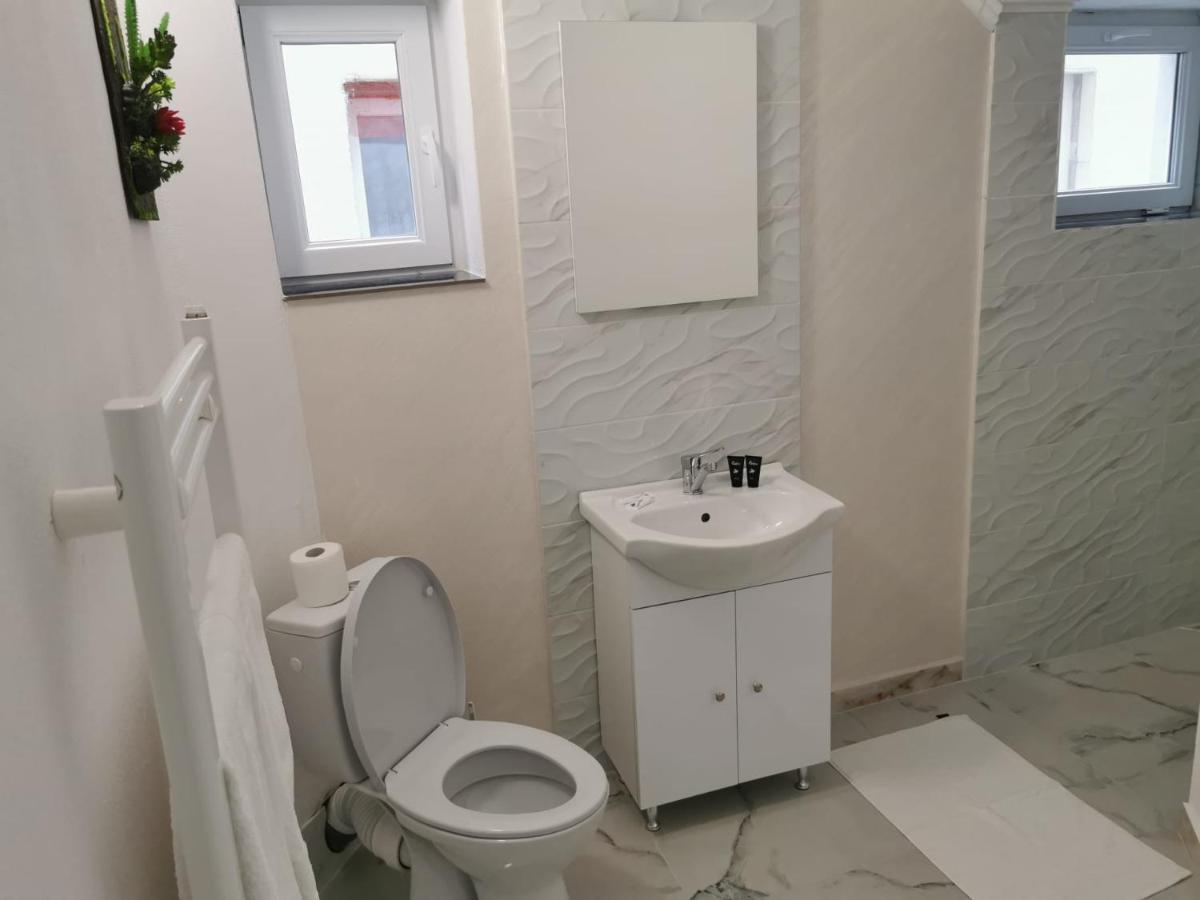 Casa Sonia Hotel Târgu Jiu Eksteriør billede