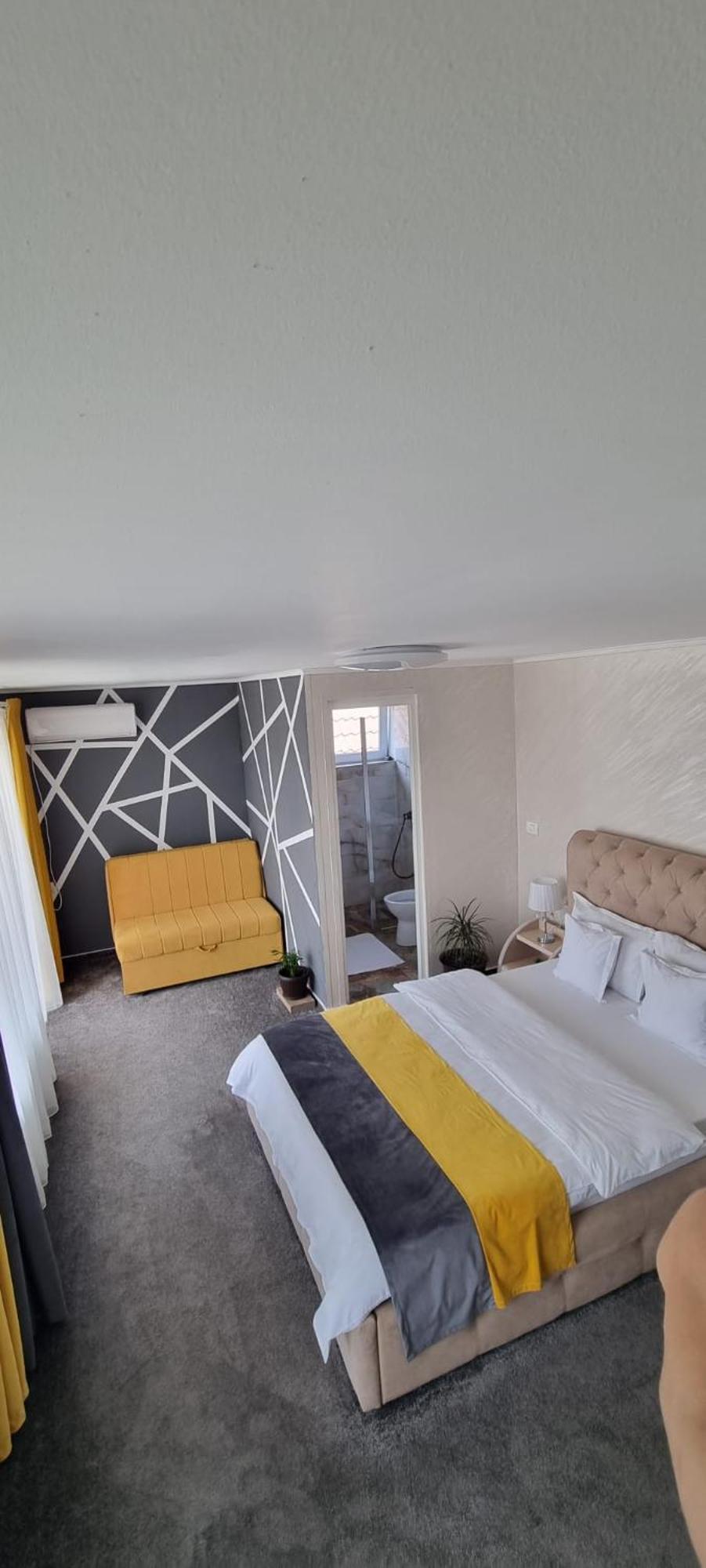 Casa Sonia Hotel Târgu Jiu Eksteriør billede