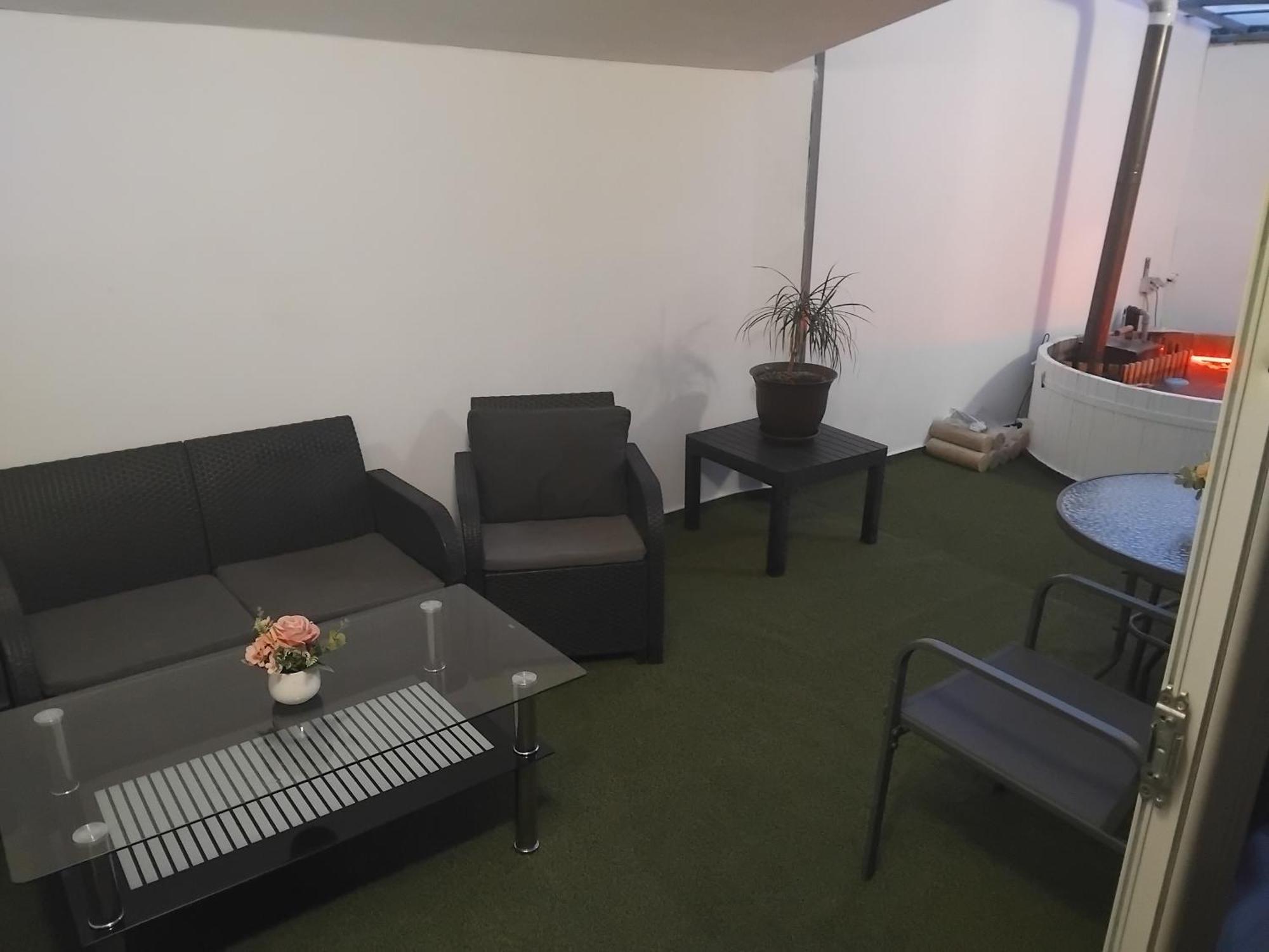 Casa Sonia Hotel Târgu Jiu Eksteriør billede
